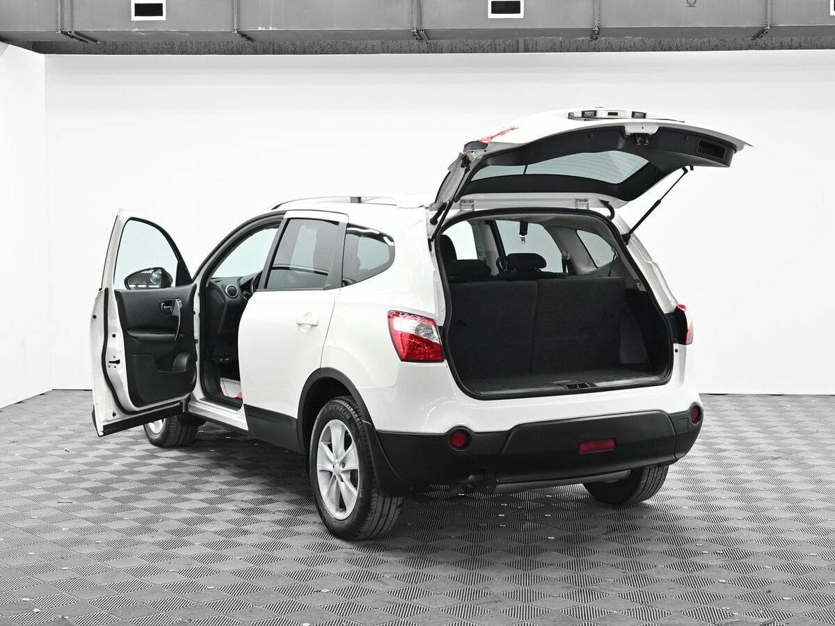 Купить Nissan Qashqai+2 с пробегом. Фото: #4