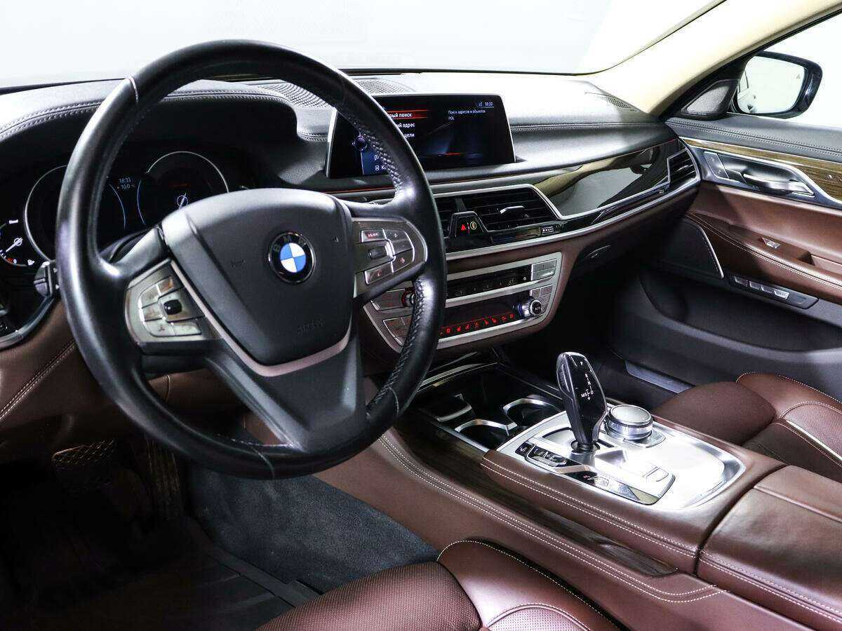 Купить BMW 7 серии с пробегом. Фото: #10