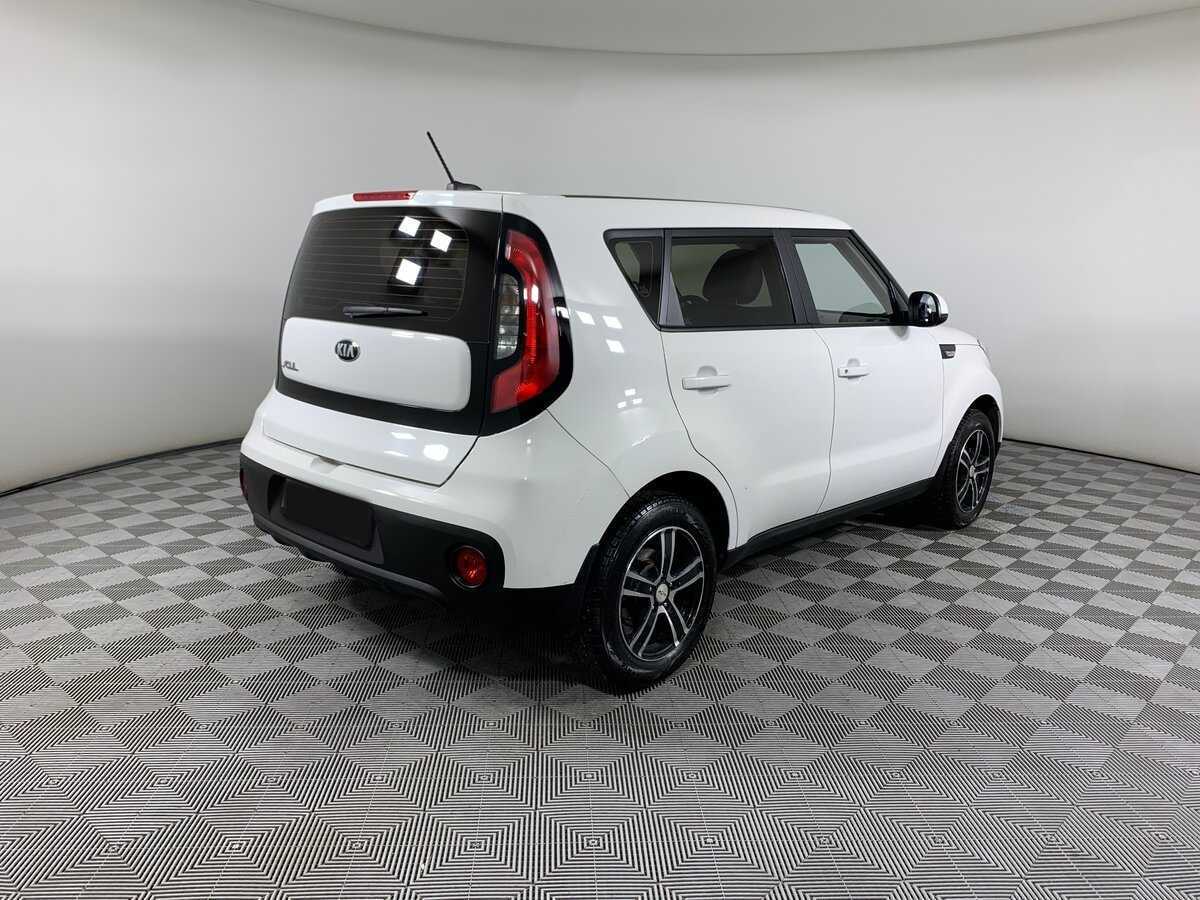Купить Kia Soul с пробегом. Фото: #4