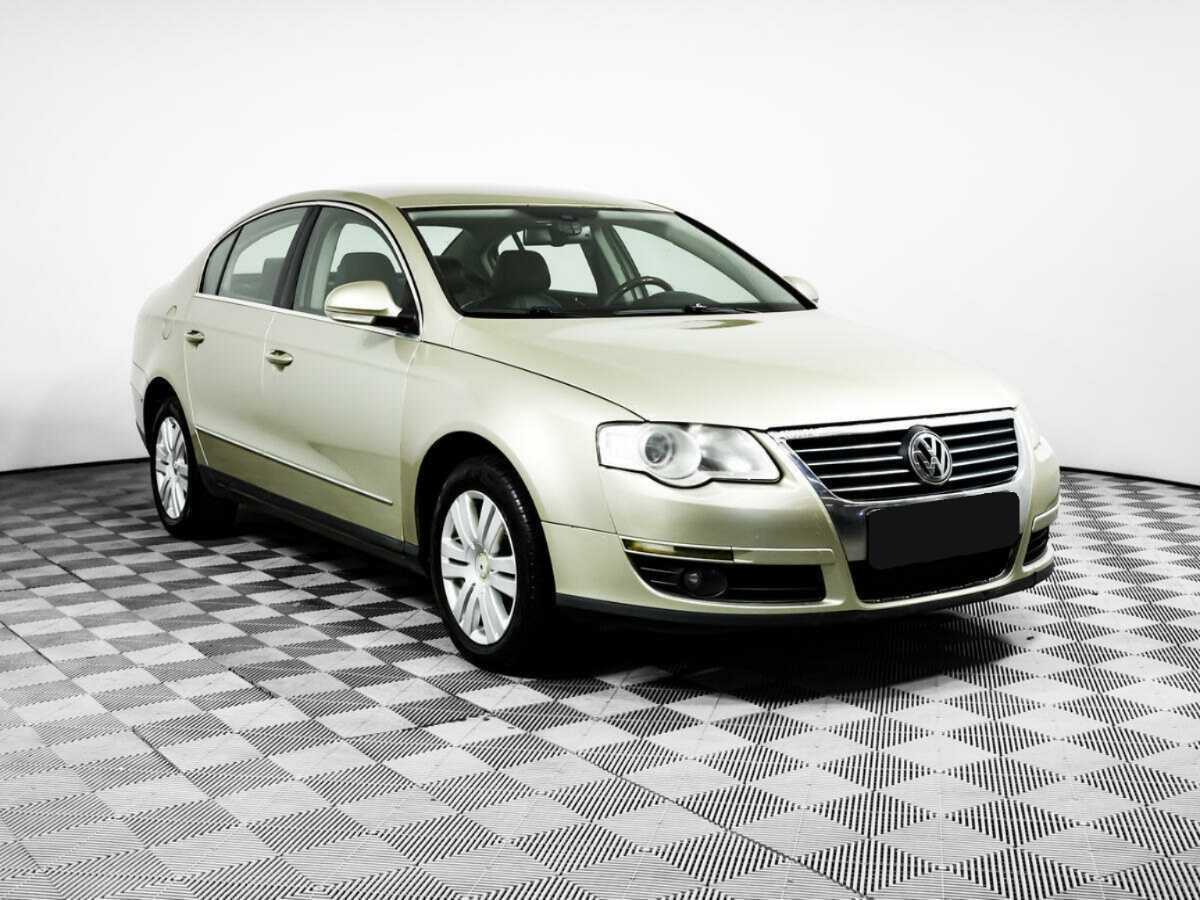 Купить Volkswagen Passat с пробегом. Фото: #2