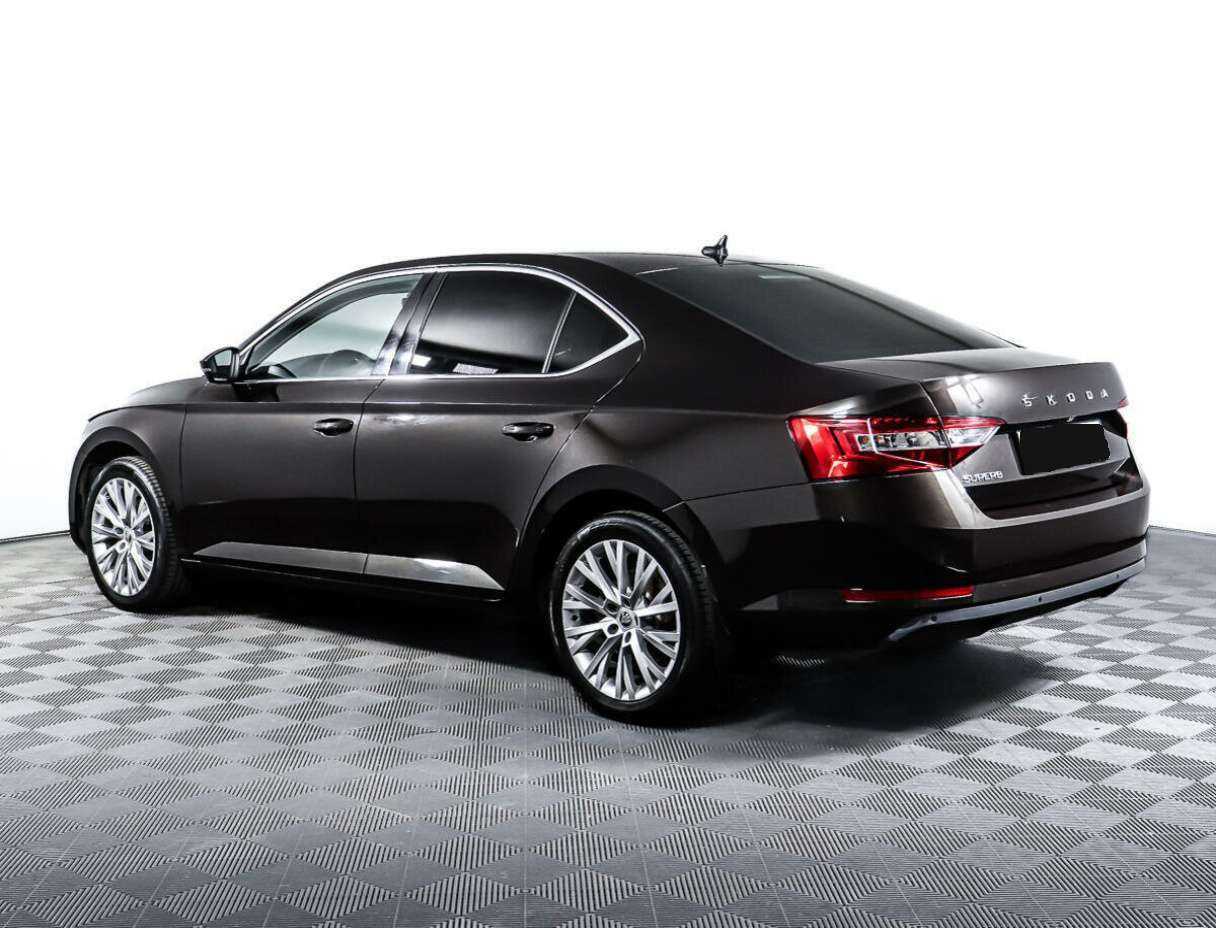 Купить Skoda Superb с пробегом. Фото: #6