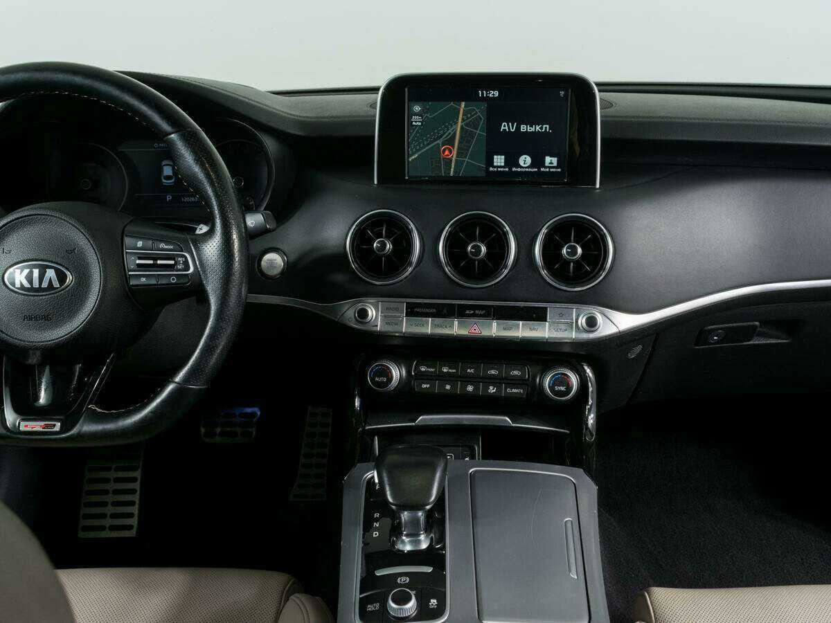 Купить Kia Stinger с пробегом. Фото: #7