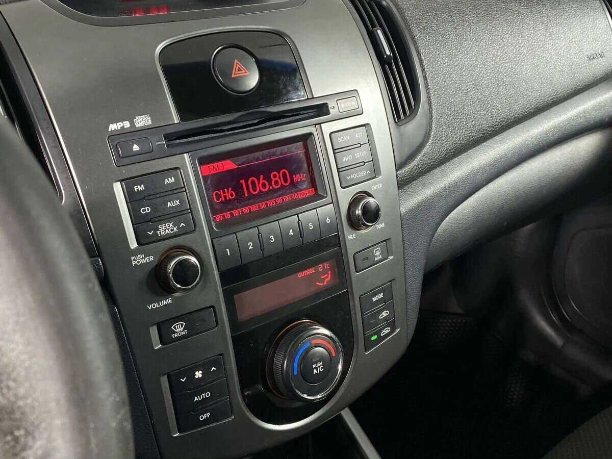 Купить Kia Cerato с пробегом. Фото: #11