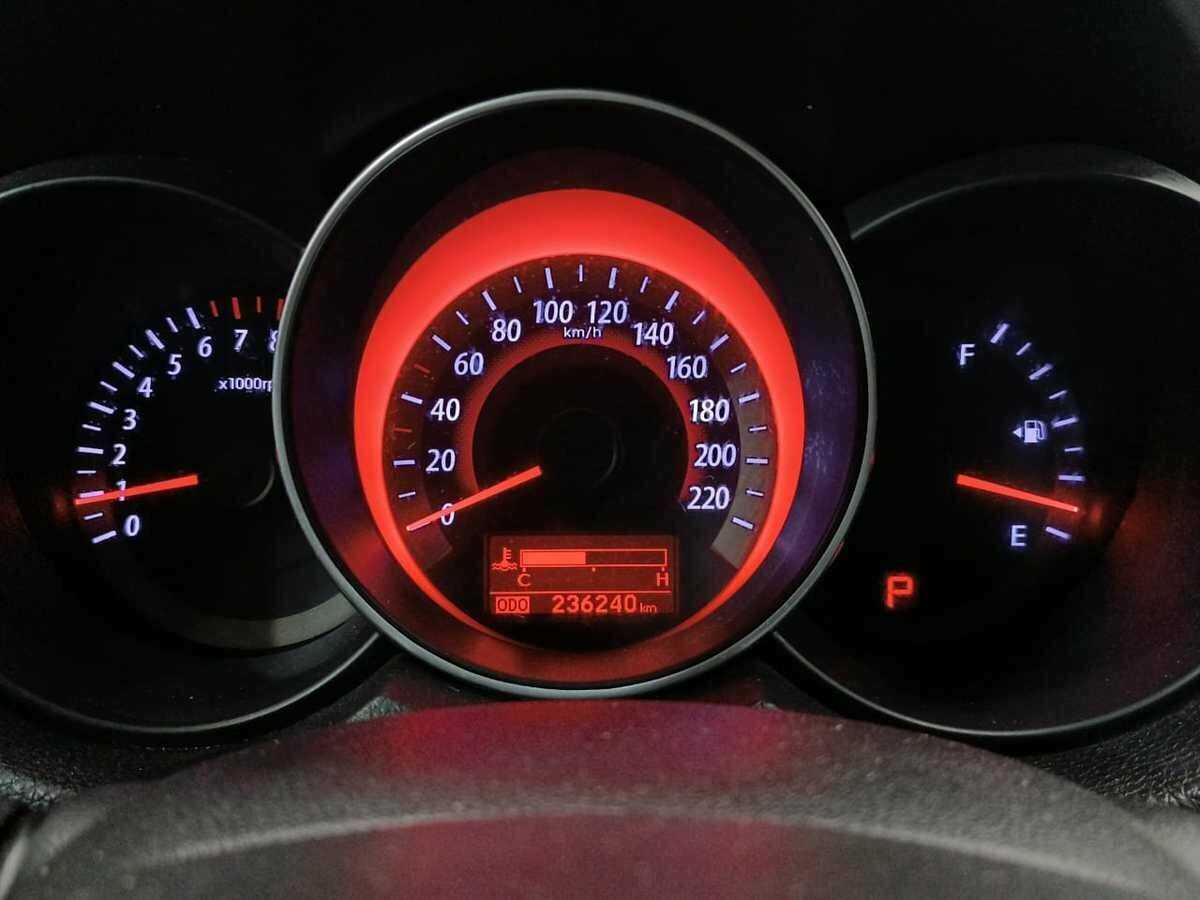 Купить Kia Cerato с пробегом. Фото: #11