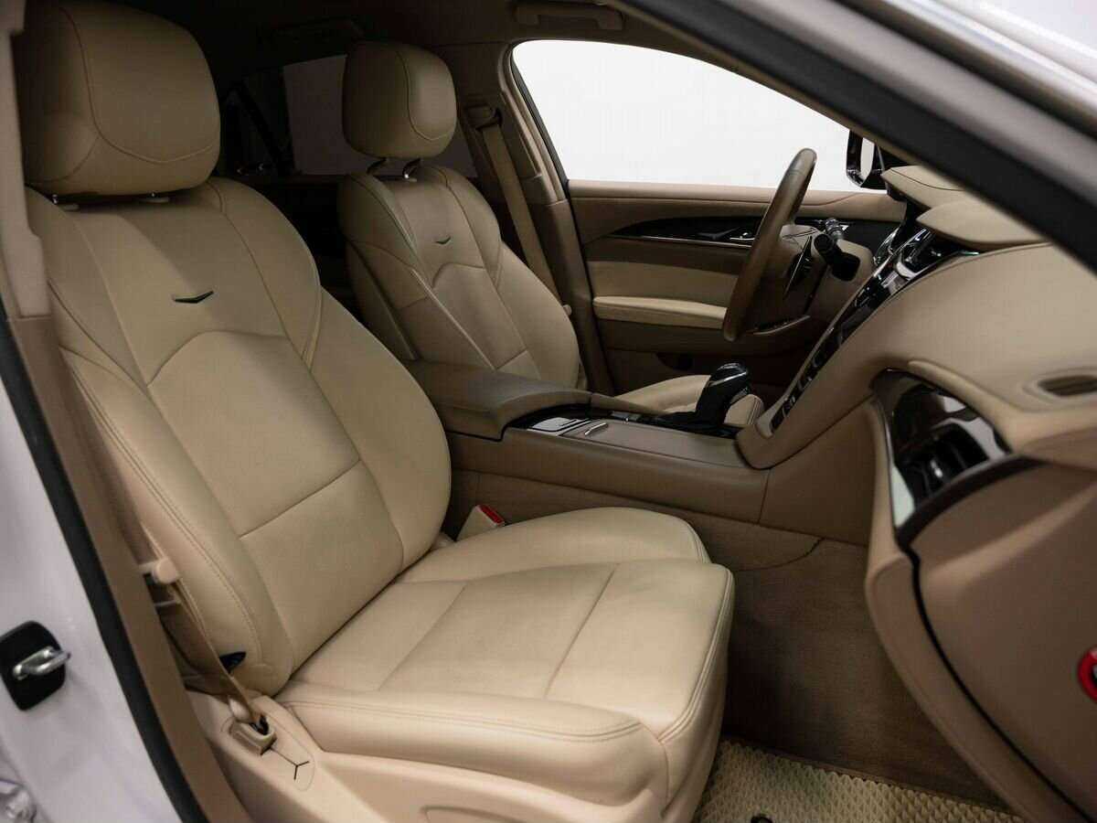 Купить Cadillac CTS с пробегом. Фото: #10