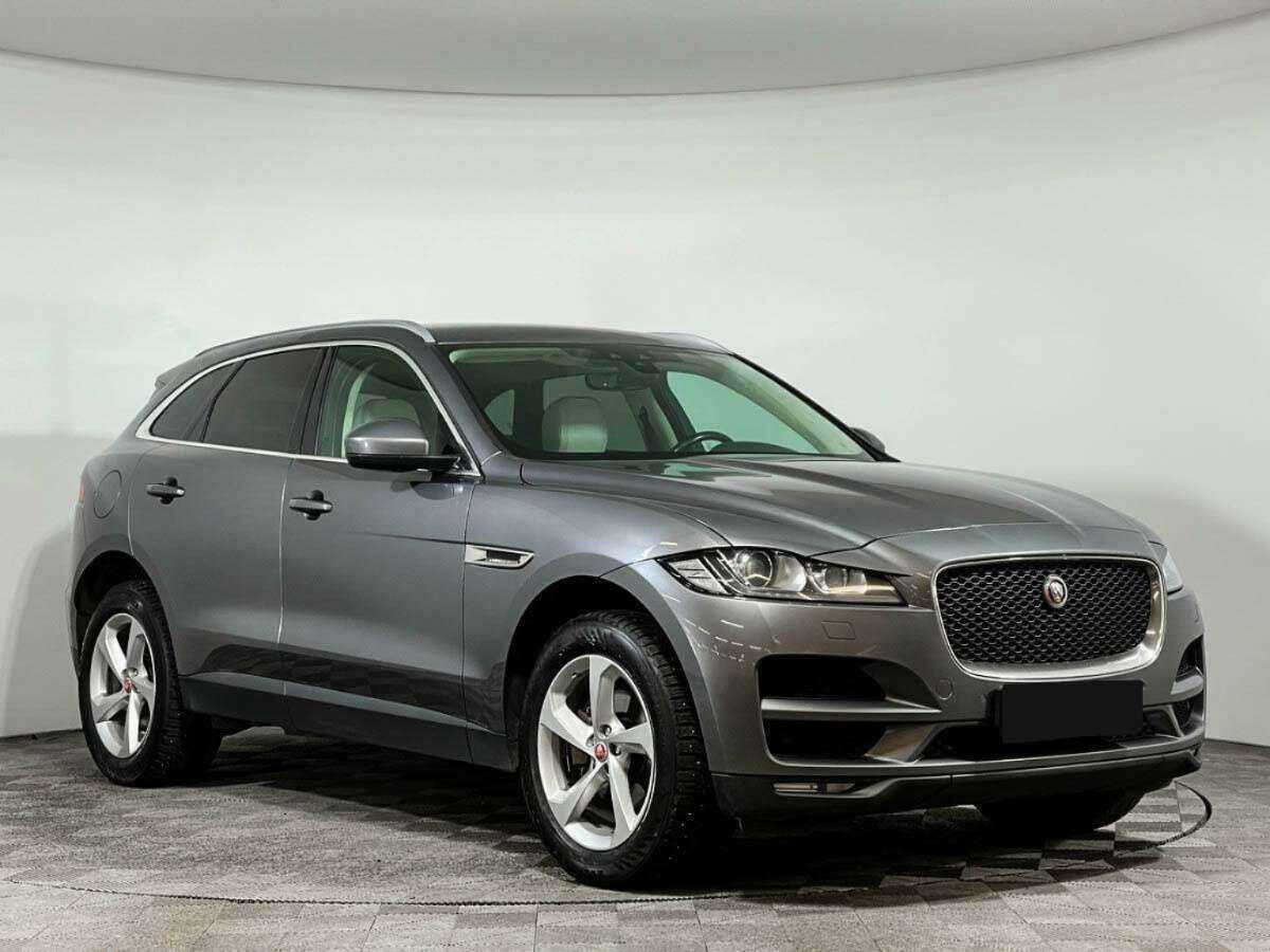 Купить Jaguar F-Pace с пробегом. Фото: #2