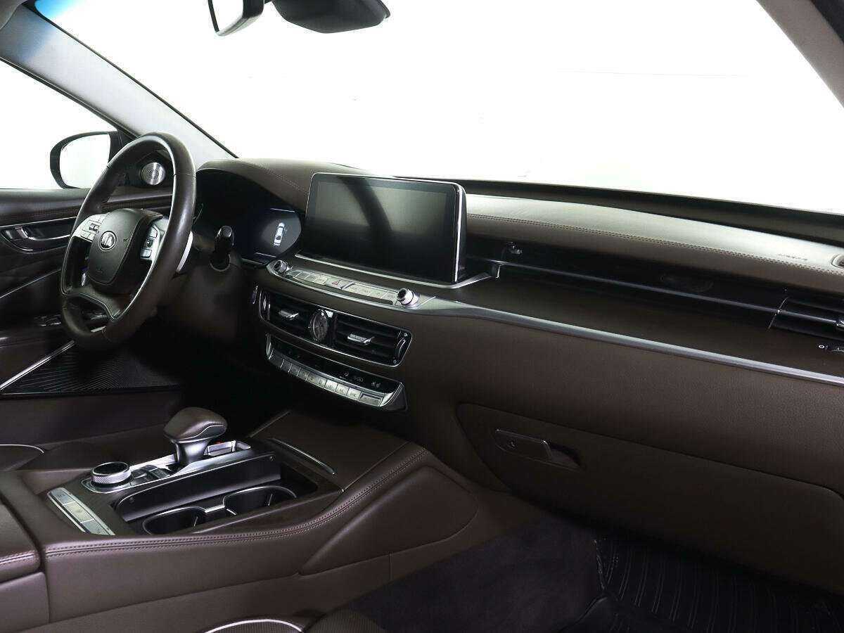 Купить Kia K900 с пробегом. Фото: #9