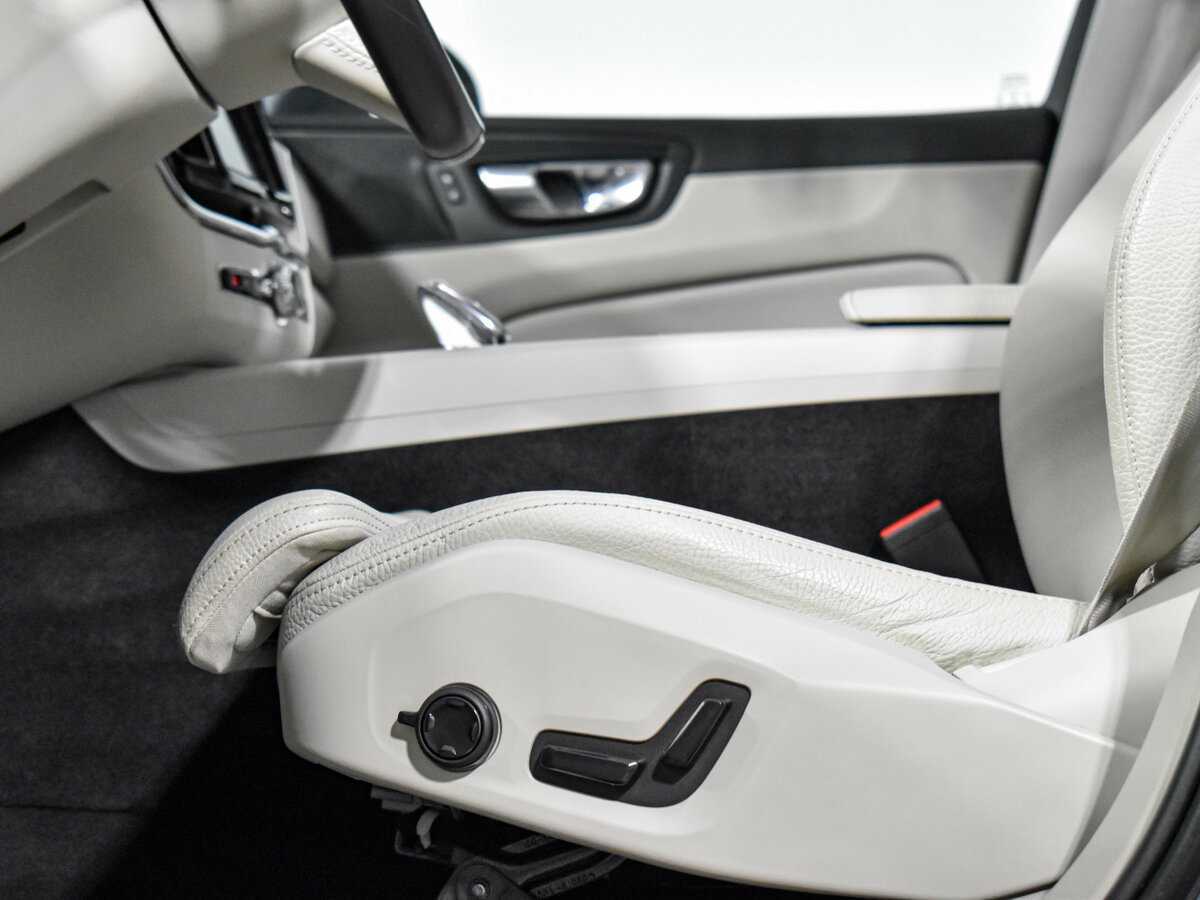 Купить Volvo XC60 с пробегом. Фото: #8