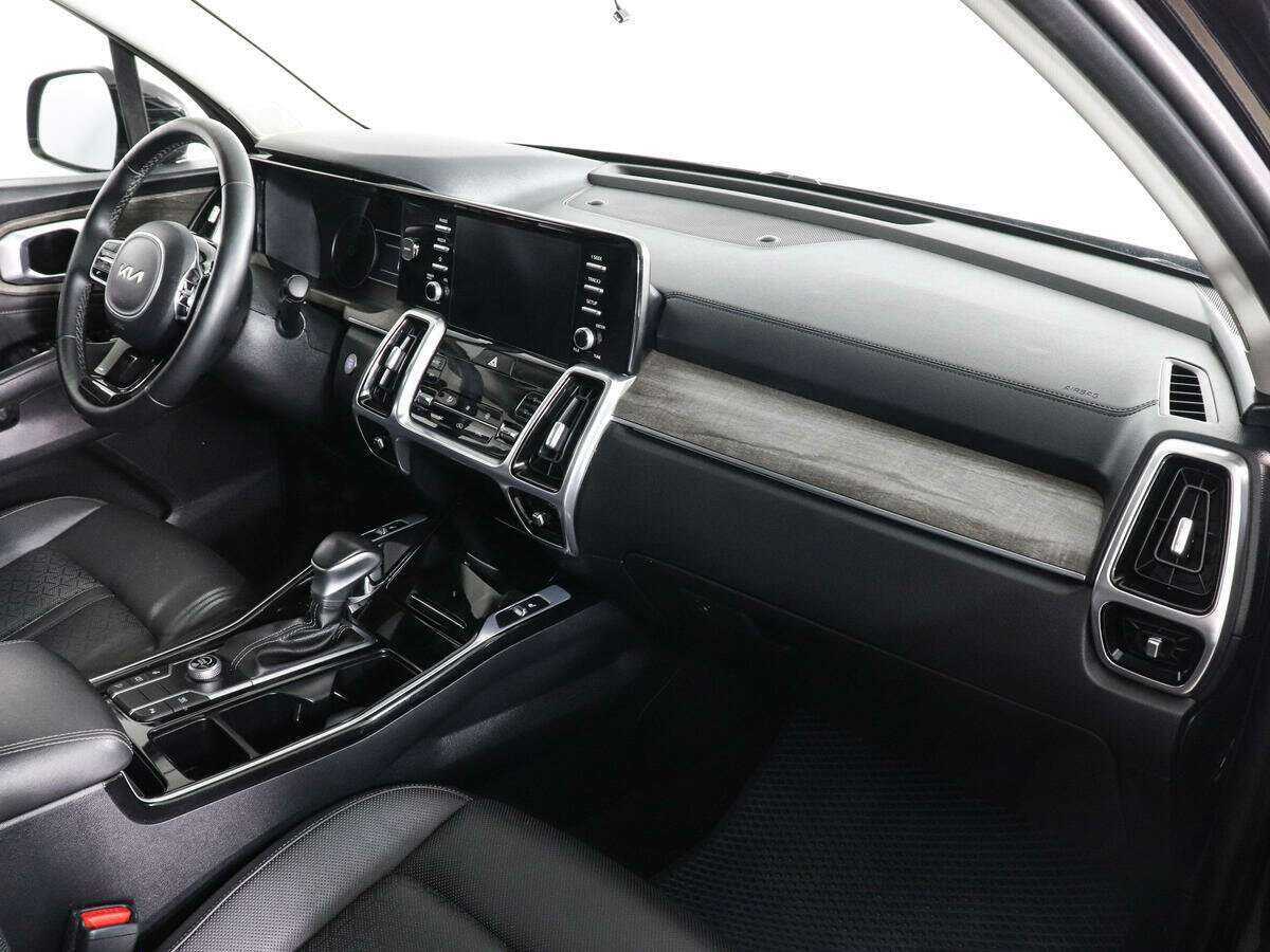 Купить Kia Sorento с пробегом. Фото: #8