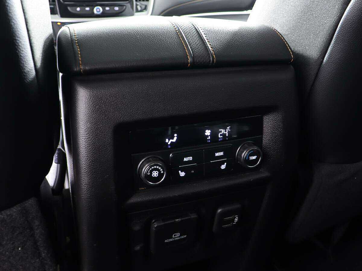 Купить Chevrolet Traverse с пробегом. Фото: #20