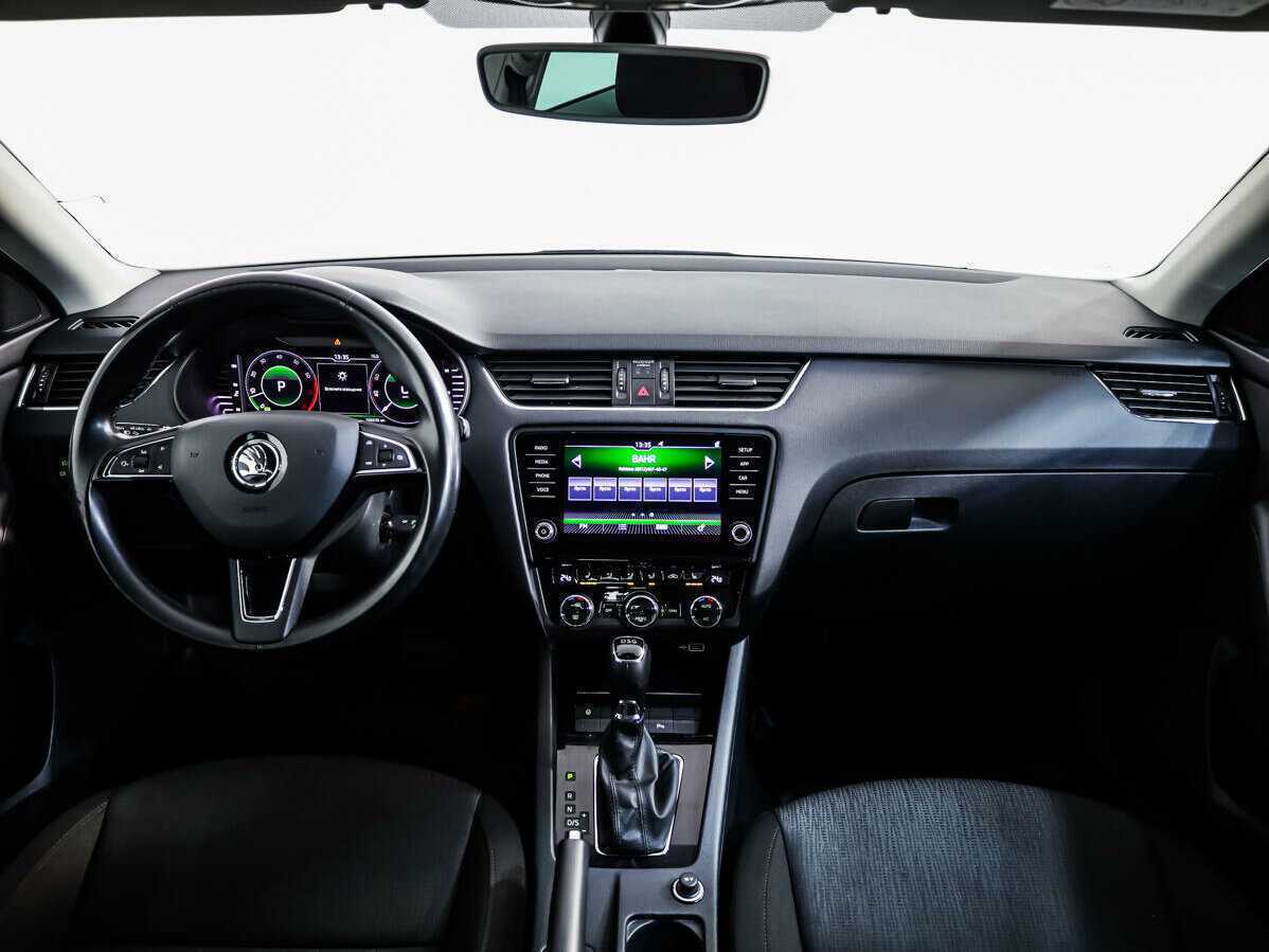 Купить Skoda Octavia с пробегом. Фото: #8