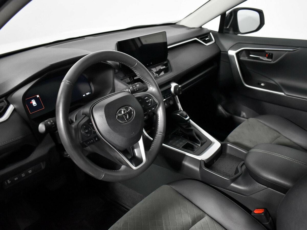 Купить Toyota RAV4 с пробегом. Фото: #6