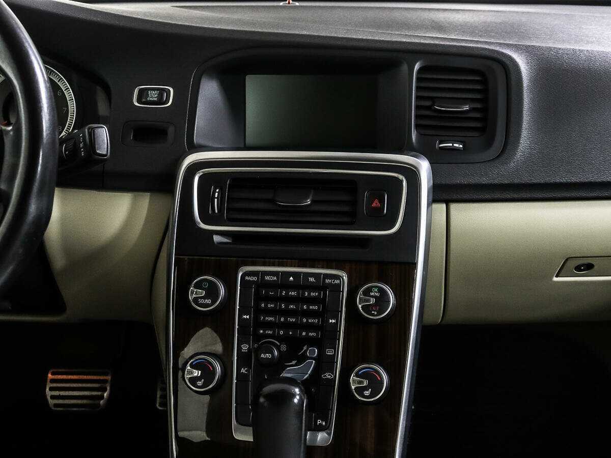 Купить Volvo S60 с пробегом. Фото: #11