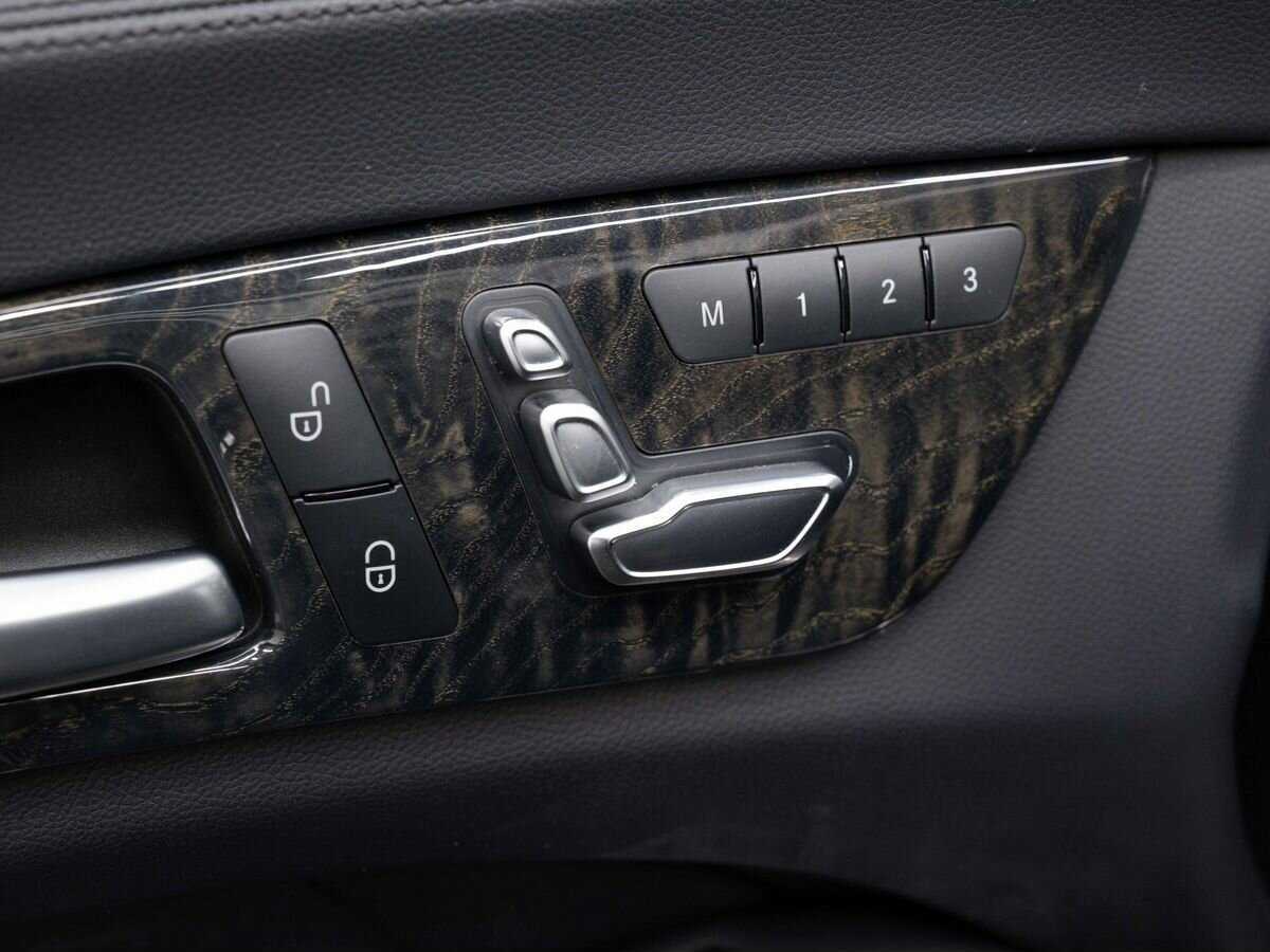 Купить Mercedes-Benz CLS с пробегом. Фото: #17