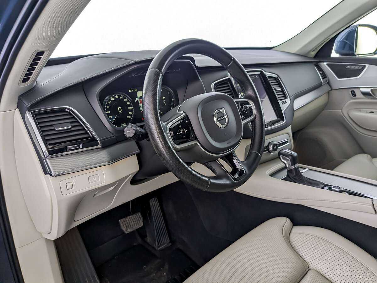 Купить Volvo XC90 с пробегом. Фото: #13