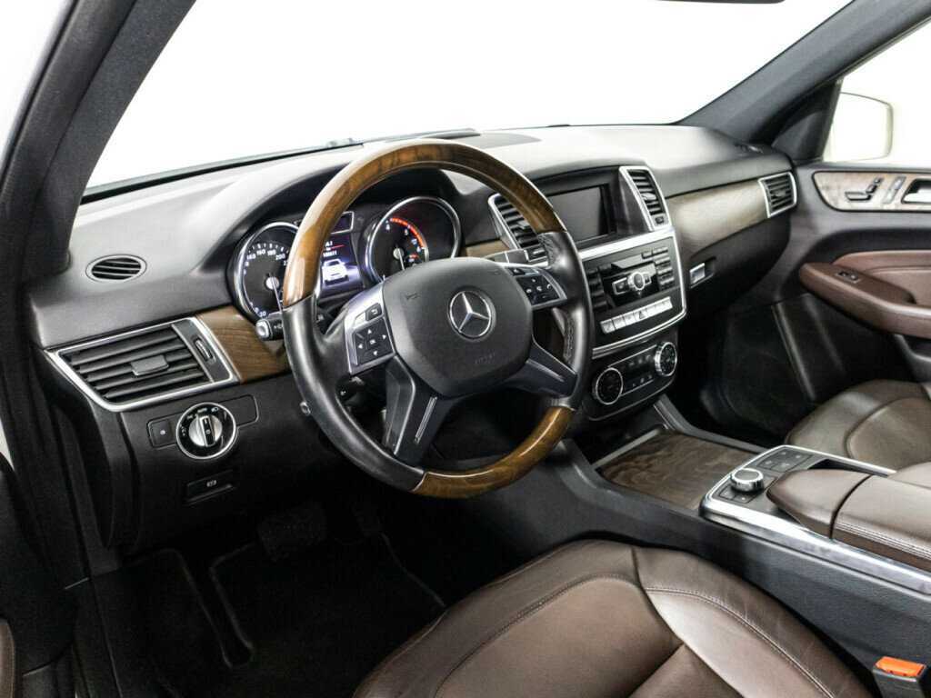 Купить Mercedes-Benz M-Класс с пробегом. Фото: #7