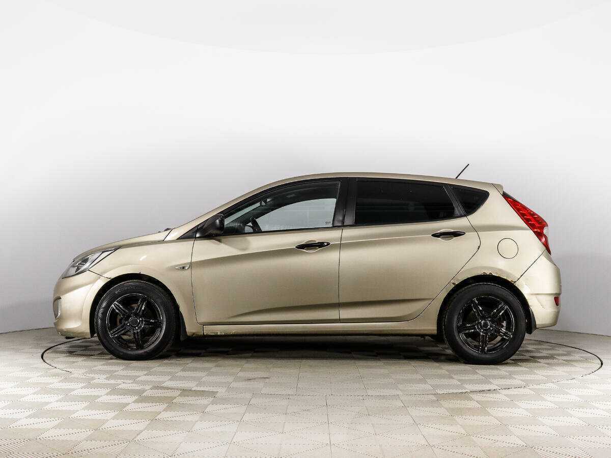 Купить Hyundai Solaris с пробегом. Фото: #7
