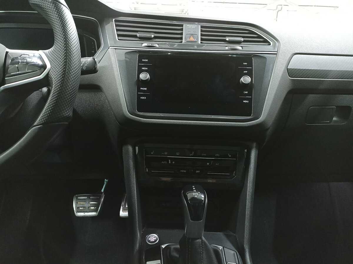 Купить Volkswagen Tiguan с пробегом. Фото: #14