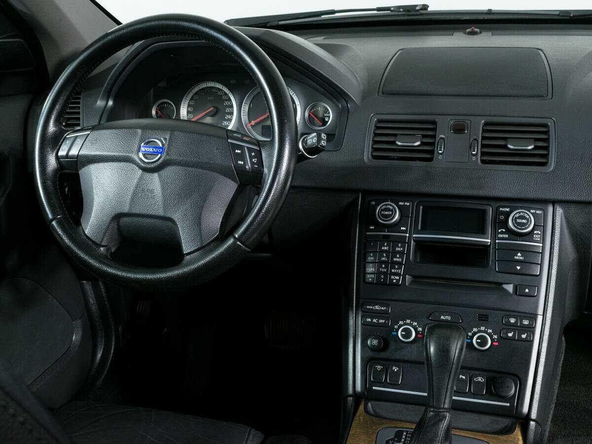 Купить Volvo XC90 с пробегом. Фото: #7