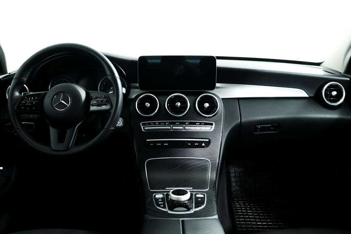 Купить Mercedes-Benz C-Класс с пробегом. Фото: #9