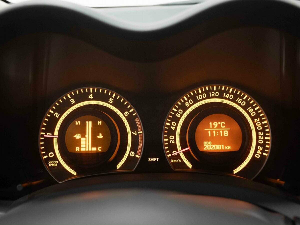 Купить Toyota Auris с пробегом. Фото: #14