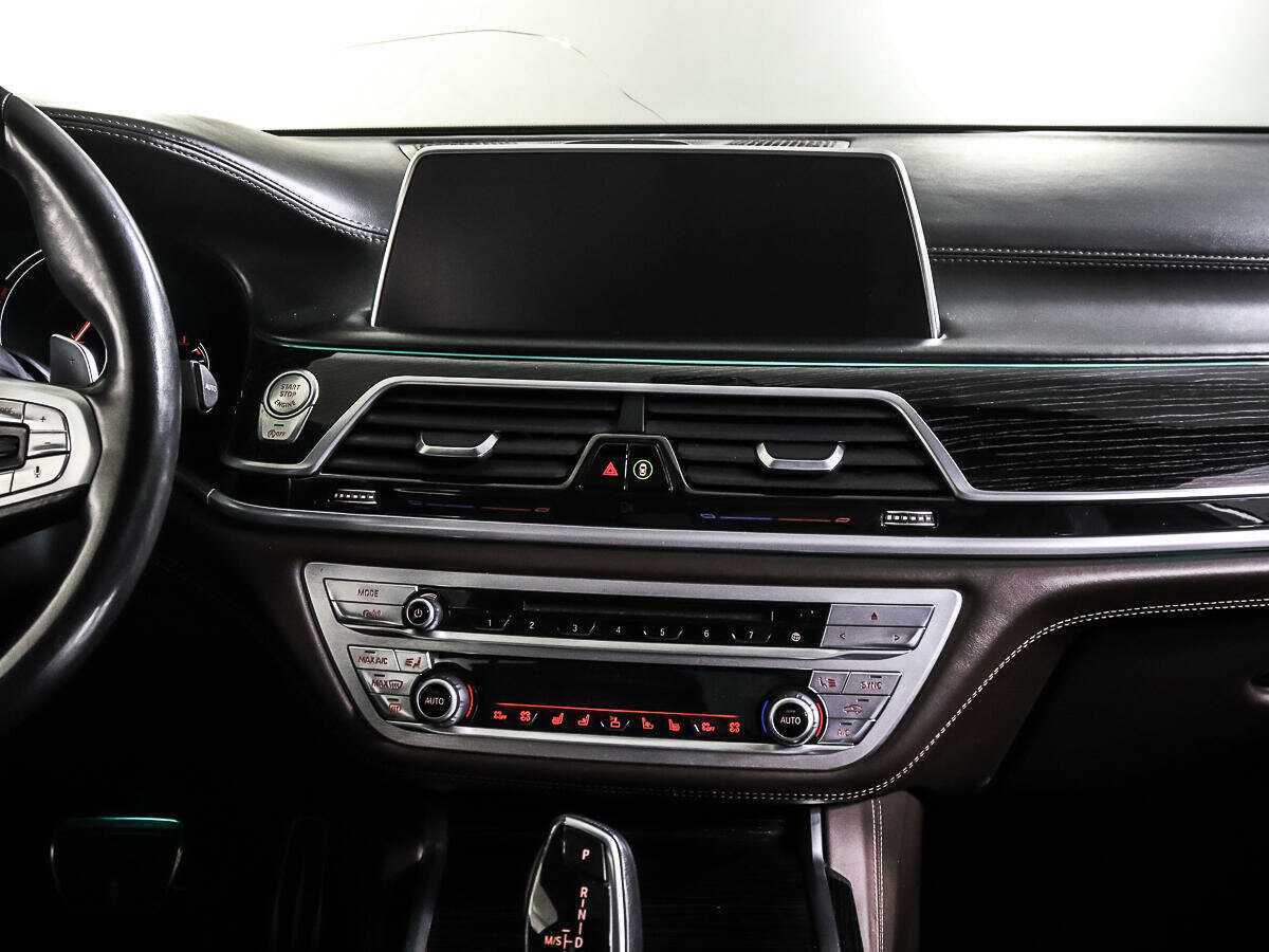 Купить BMW 7 серии с пробегом. Фото: #11