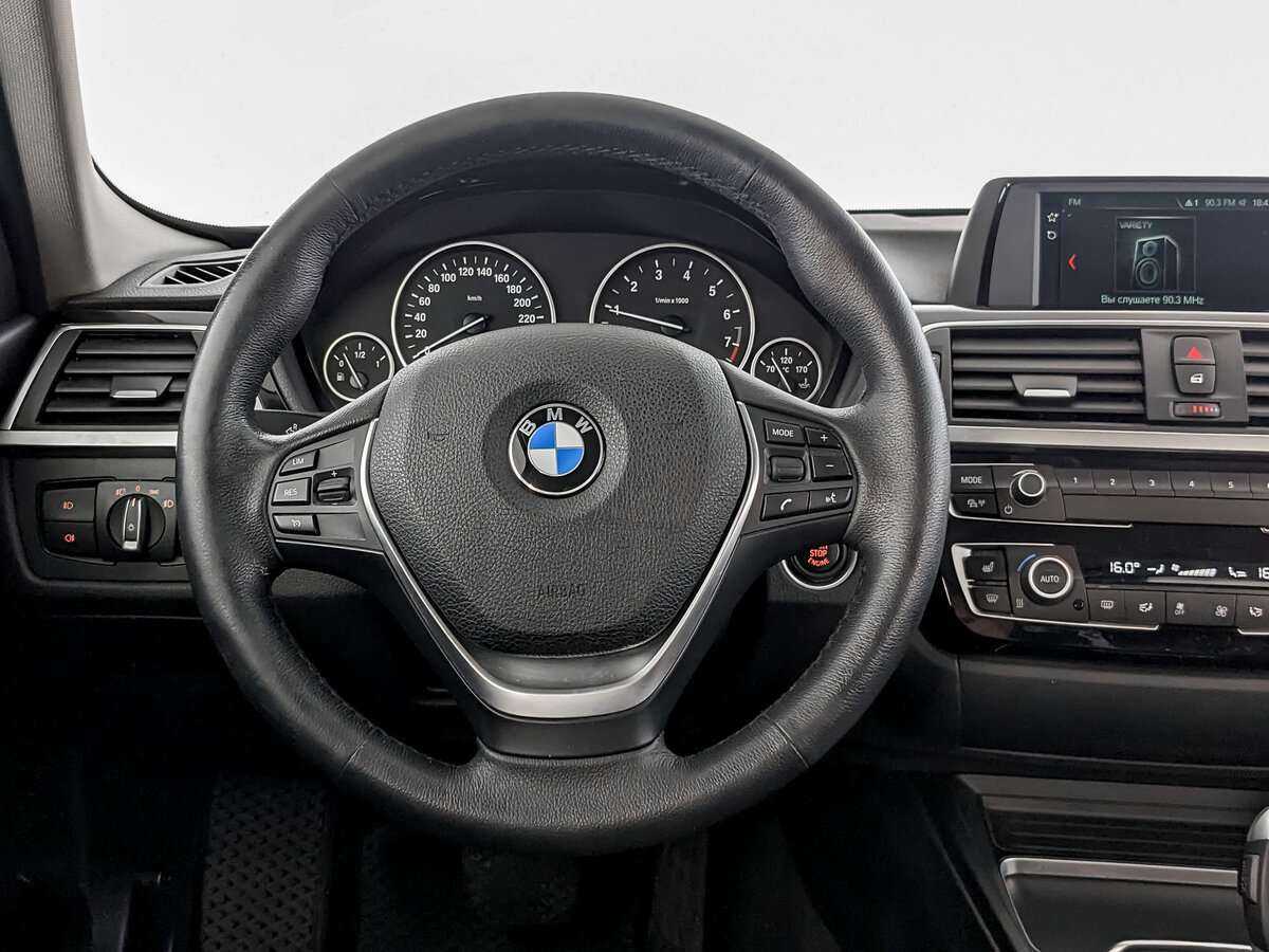 Купить BMW 3 серии с пробегом. Фото: #16