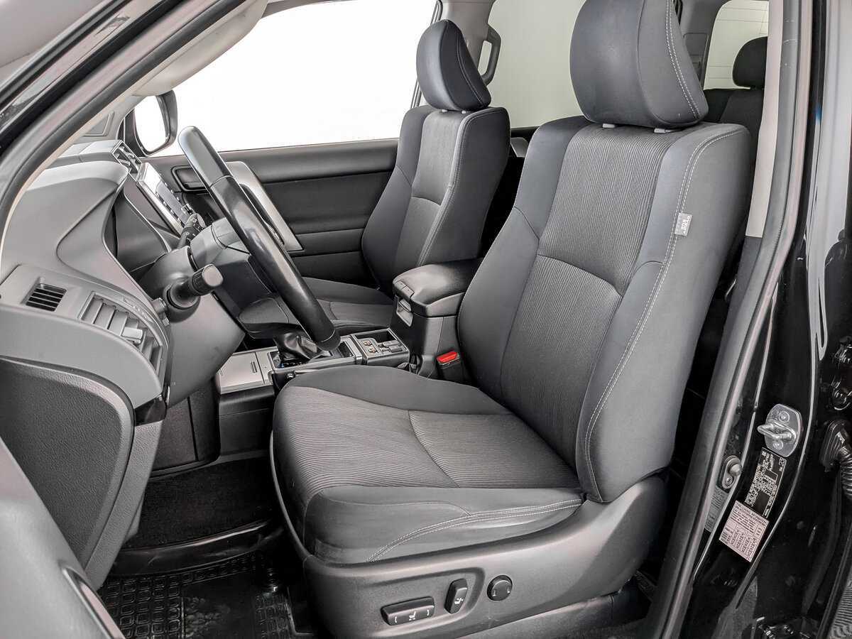 Купить Toyota Land Cruiser Prado с пробегом. Фото: #17