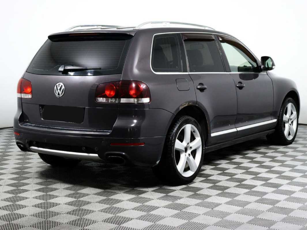 Купить Volkswagen Touareg с пробегом. Фото: #4