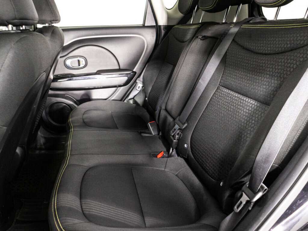 Купить Kia Soul с пробегом. Фото: #9