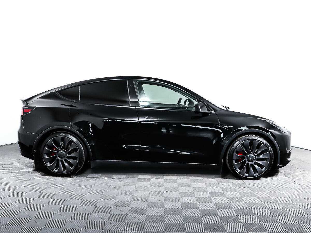 Купить Tesla Model Y с пробегом. Фото: #3