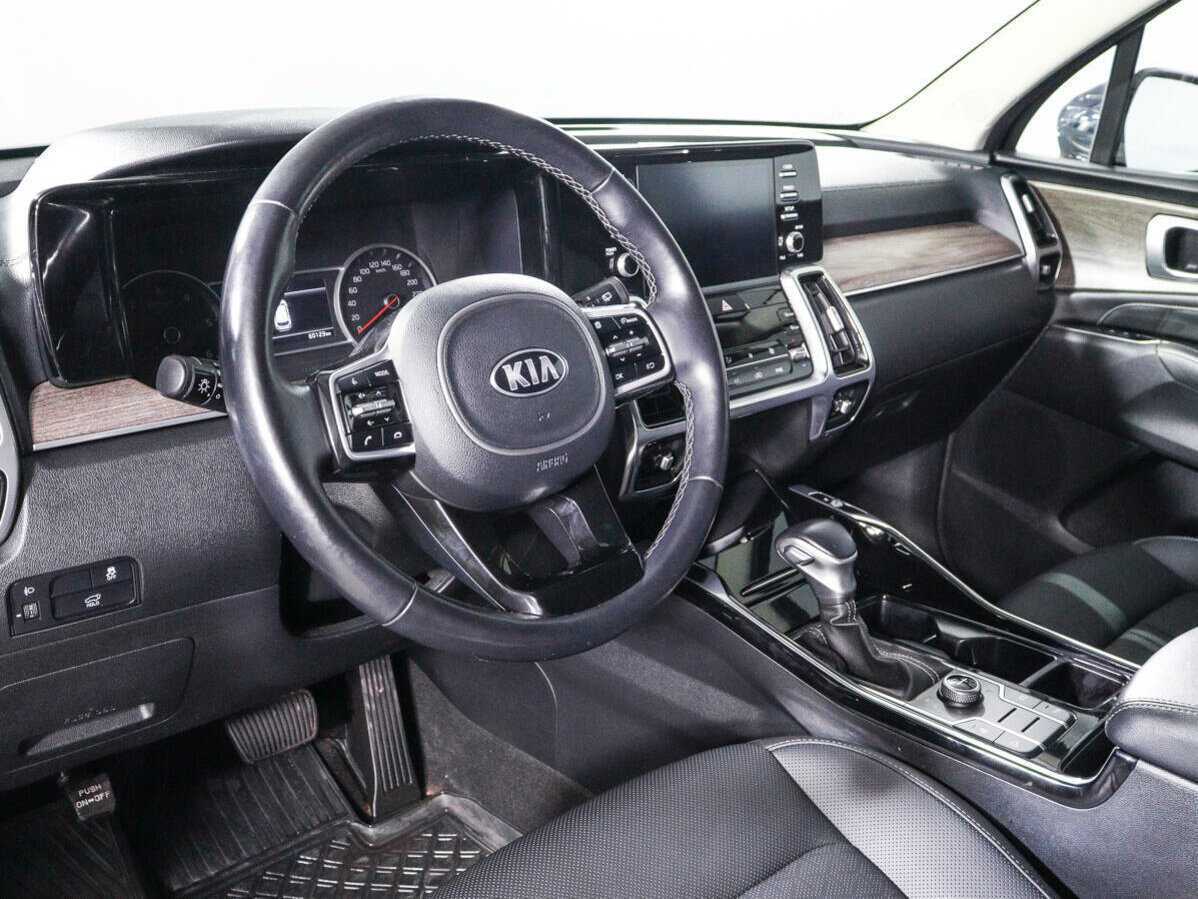 Купить Kia Sorento с пробегом. Фото: #13