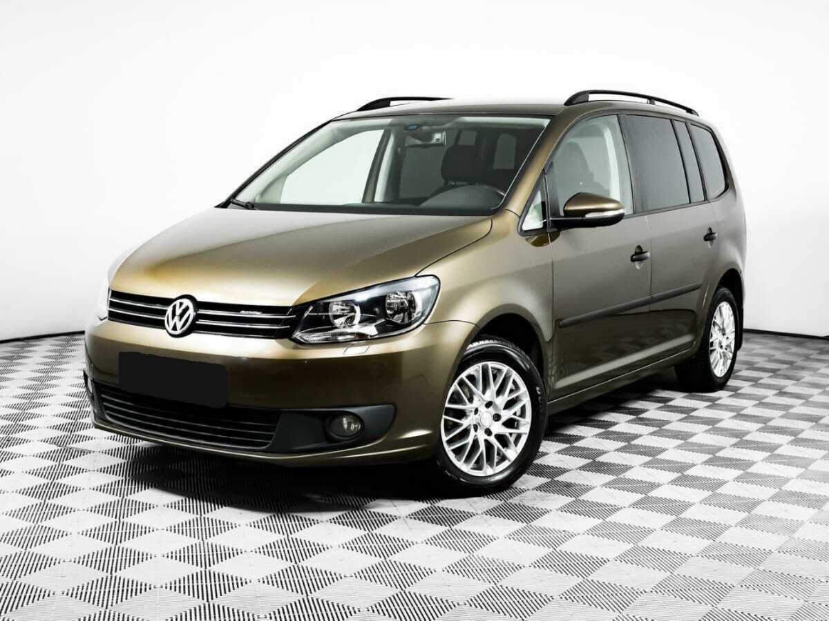 Купить Volkswagen Touran с пробегом. Посмотреть фото