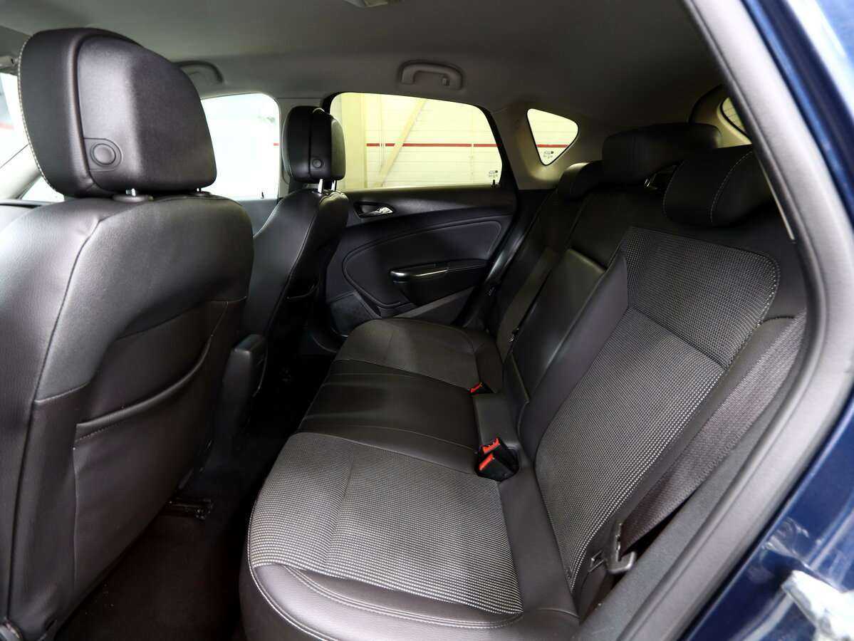 Купить Opel Astra с пробегом. Фото: #18