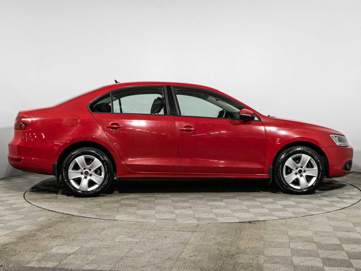 Купить Volkswagen Jetta с пробегом. Фото: #3