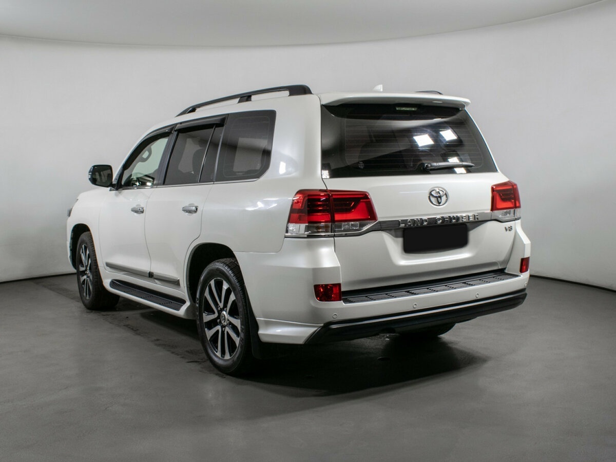 Купить Toyota Land Cruiser с пробегом. Фото: #6