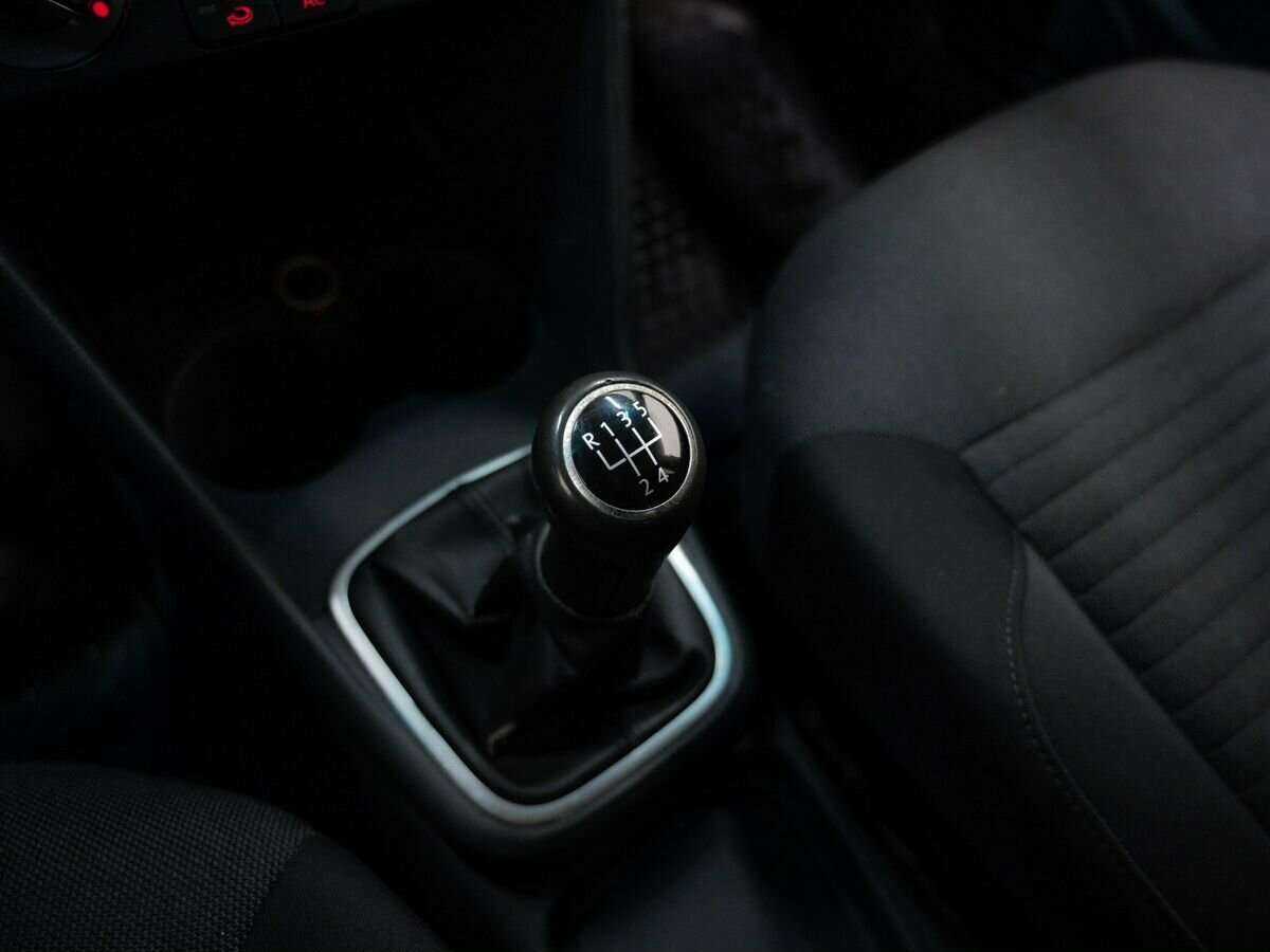 Купить Volkswagen Polo с пробегом. Фото: #18