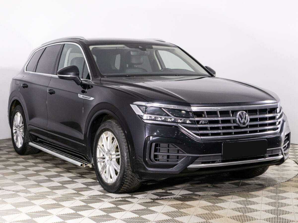 Купить Volkswagen Touareg с пробегом. Фото: #2