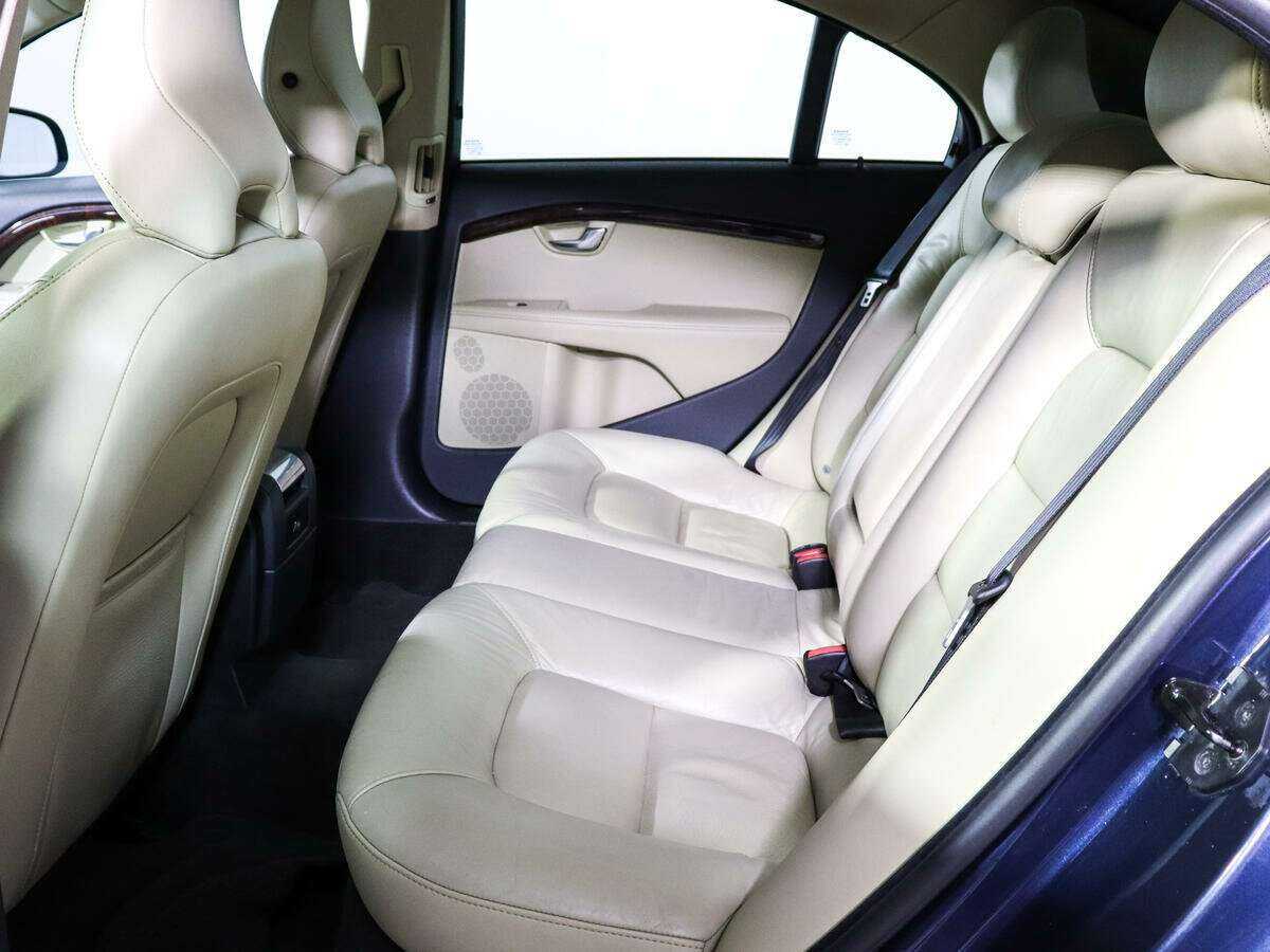 Купить Volvo S80 с пробегом. Фото: #6
