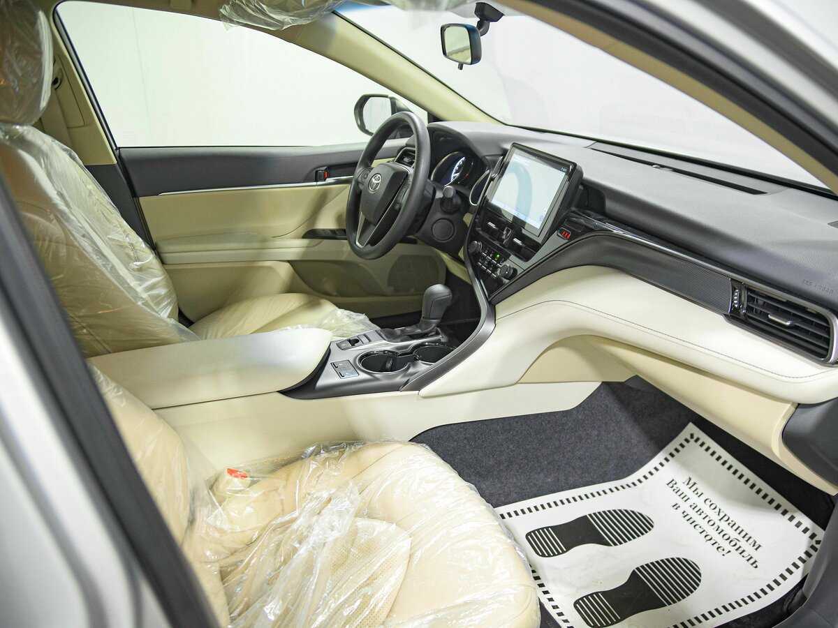 Купить Toyota Camry с пробегом. Фото: #15