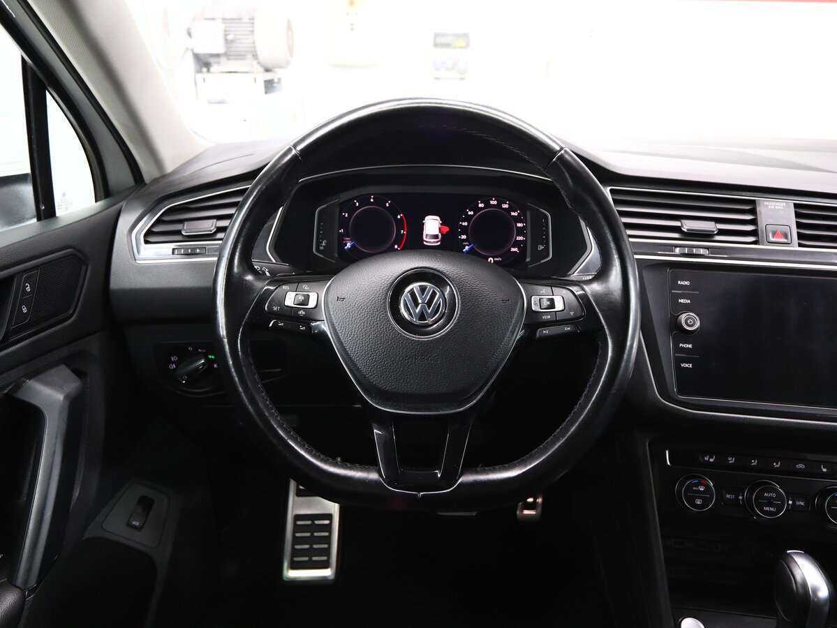 Купить Volkswagen Tiguan с пробегом. Фото: #16