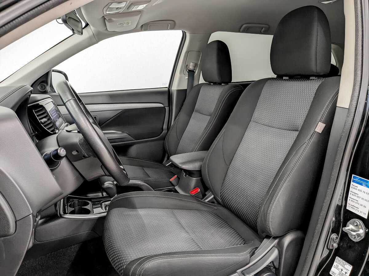 Купить Mitsubishi Outlander с пробегом. Фото: #17