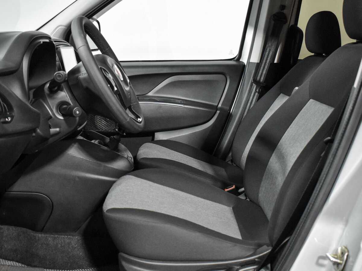 Купить Fiat Doblo с пробегом. Фото: #17