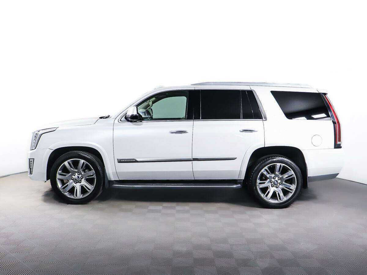 Купить Cadillac Escalade с пробегом. Фото: #3