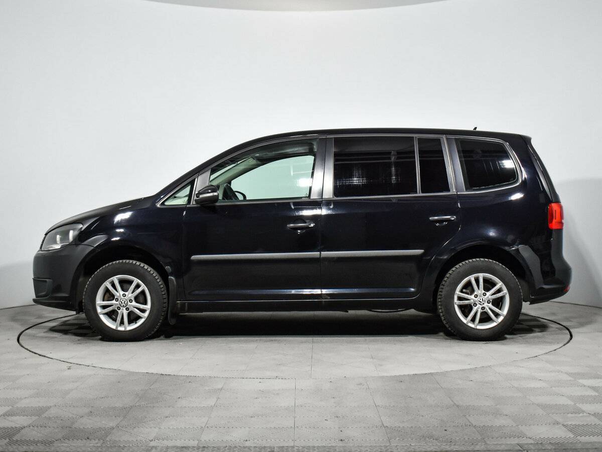 Купить Volkswagen Touran с пробегом. Фото: #7