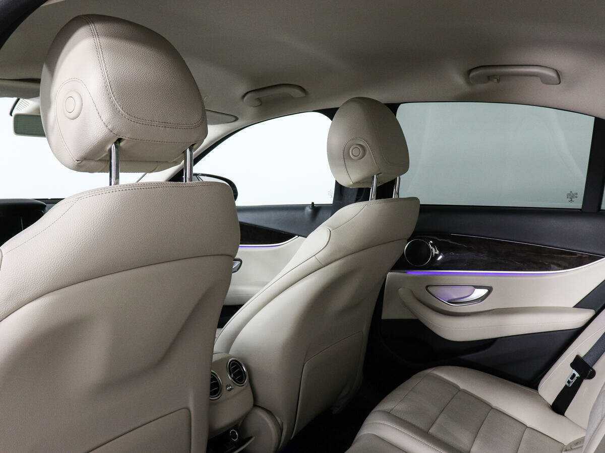 Купить Mercedes-Benz E-Класс с пробегом. Фото: #11