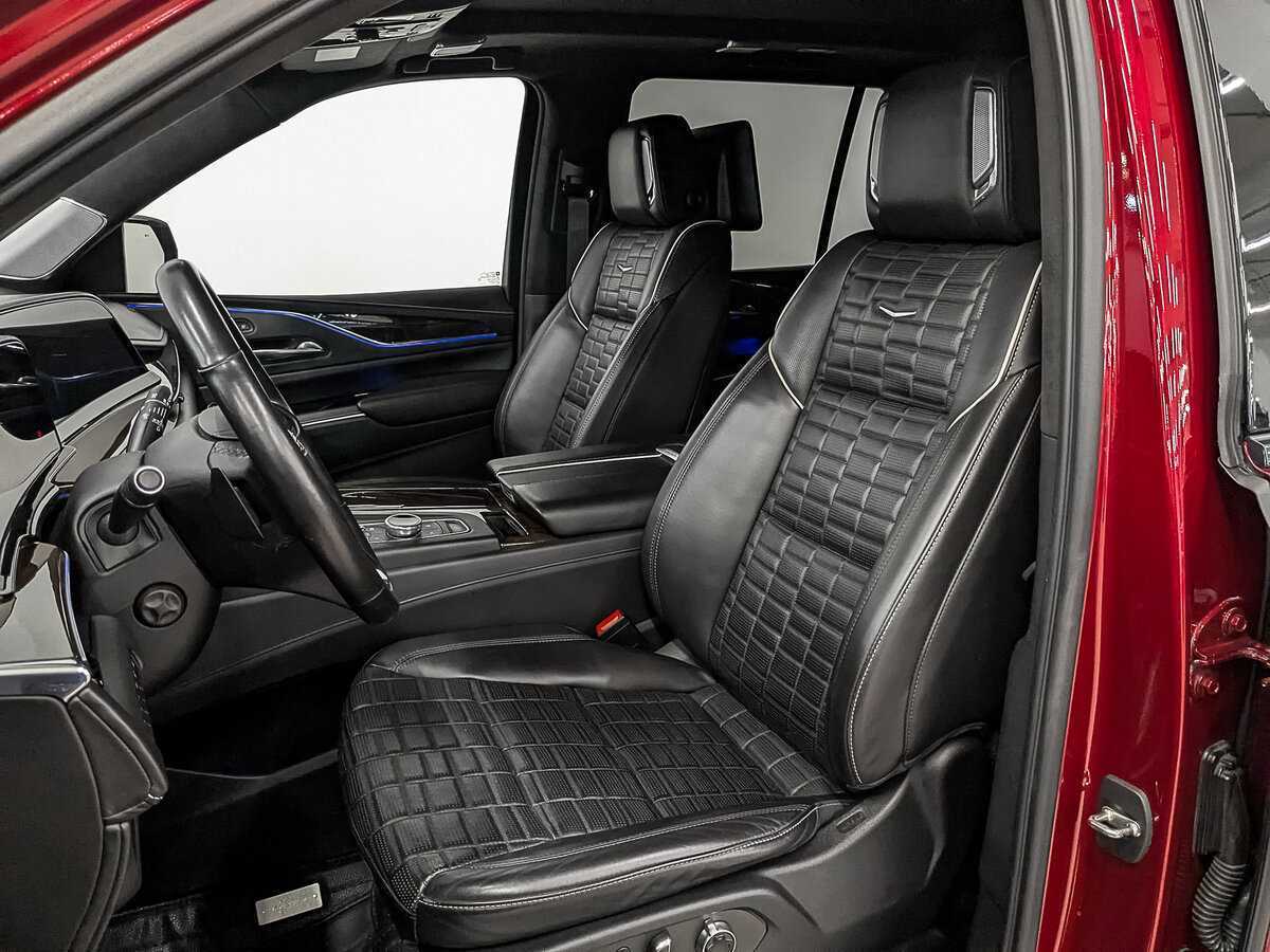 Купить Cadillac Escalade с пробегом. Фото: #16
