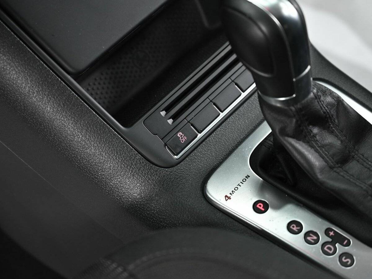 Купить Volkswagen Tiguan с пробегом. Фото: #10