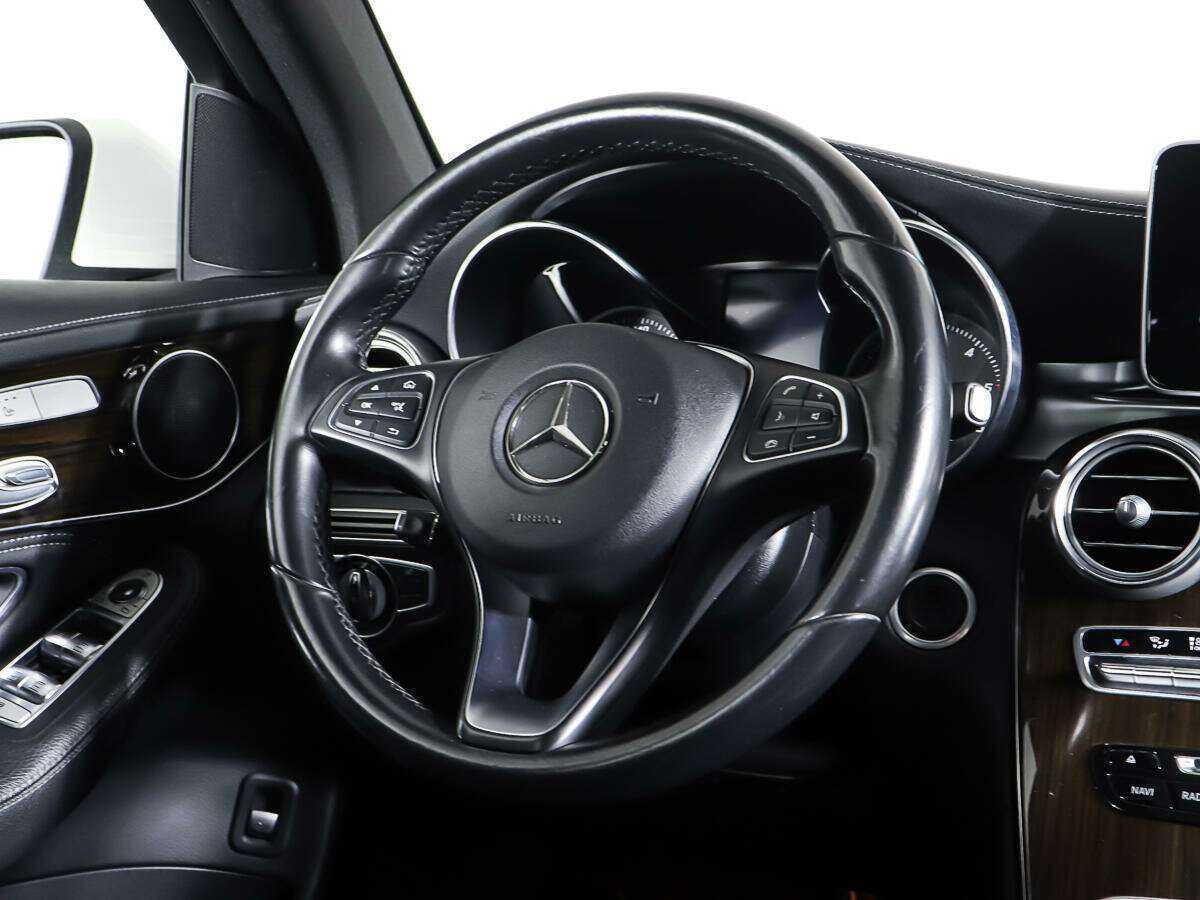 Купить Mercedes-Benz GLC с пробегом. Фото: #12
