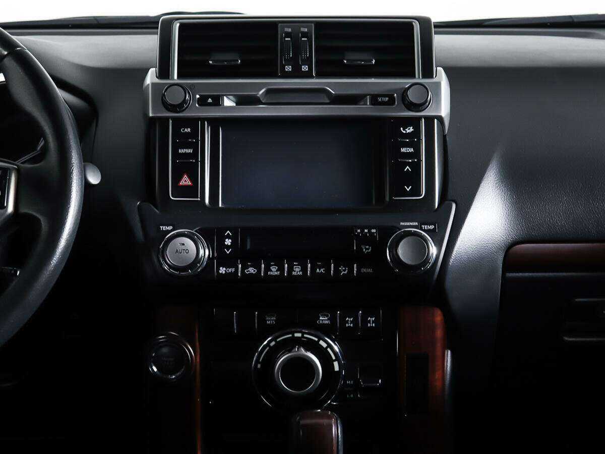 Купить Toyota Land Cruiser Prado с пробегом. Фото: #10